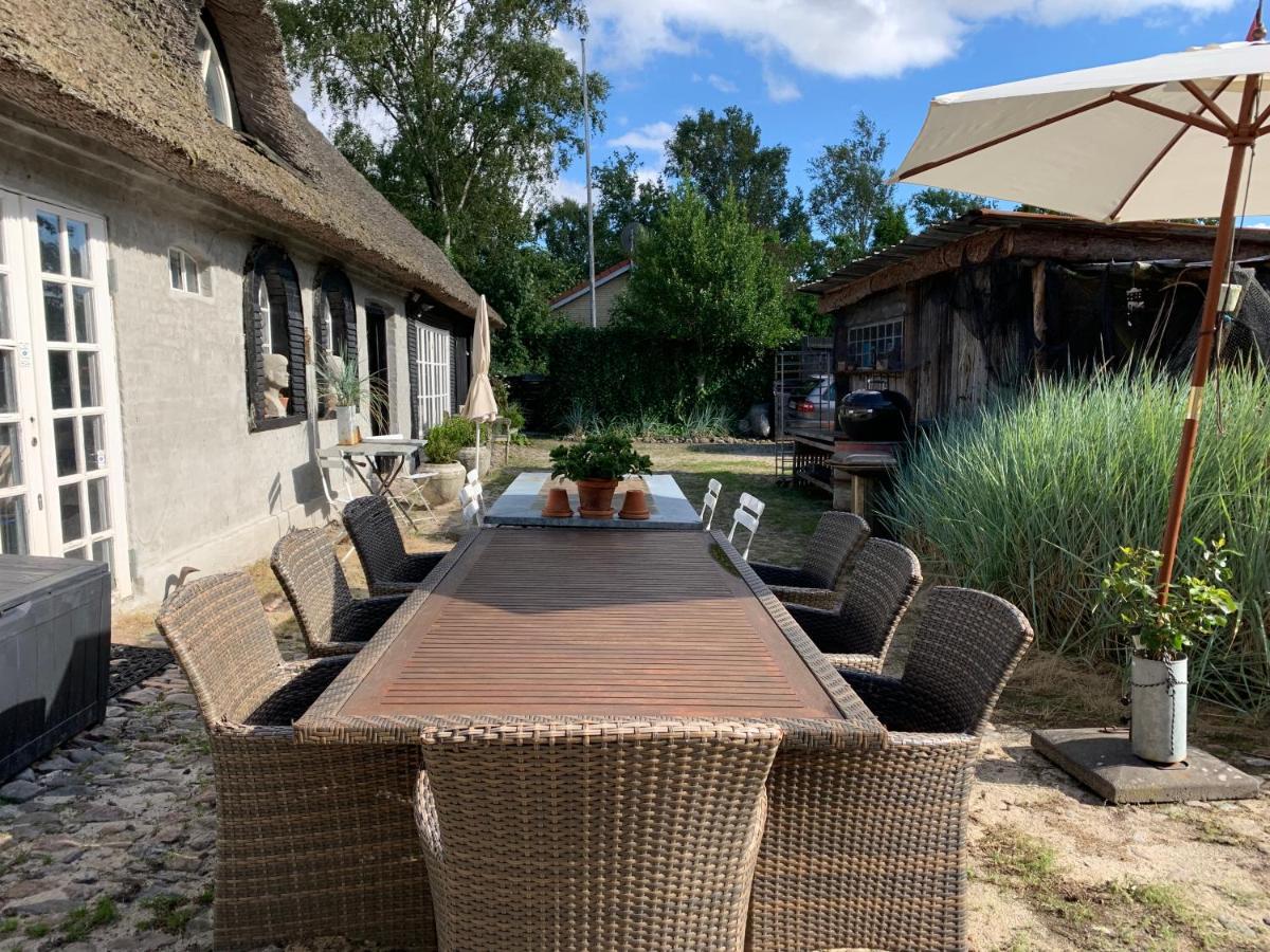 Farm61 Badehotellet I Det Midtjydske - Alder +18 Ar Tjele Extérieur photo